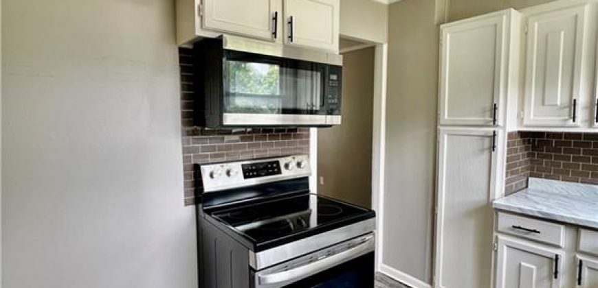 Homes for Sale in Kansas City, MO 64116 | 1229 NE 43rd Terrace