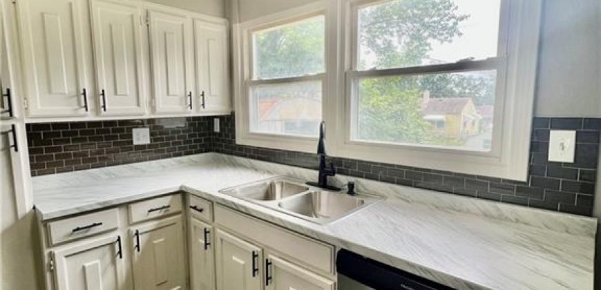 Homes for Sale in Kansas City, MO 64116 | 1229 NE 43rd Terrace