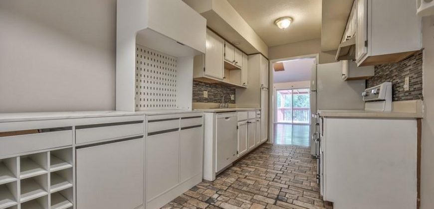 Homes for Sale in Kansas City, MO 64151 | 3411 NW 71st Terrace