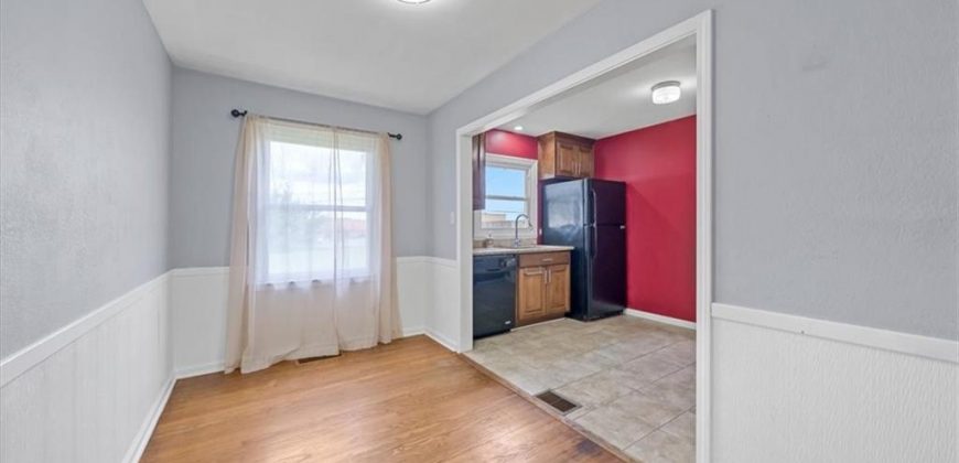 Homes for Sale in Gladstone, MO 64118 | 2504 NE 60th Street