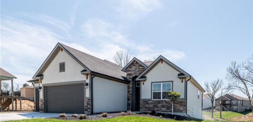 Homes for Sale in Platte City, MO 64079 | 12470 NW Appaloosa Street