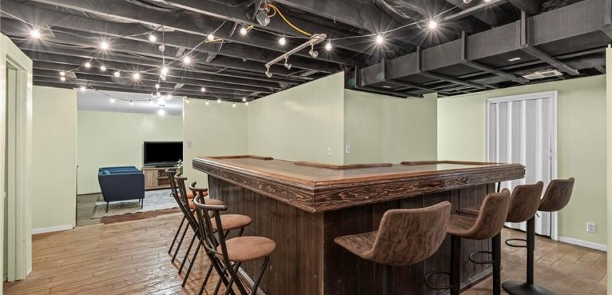 Homes for Sale in Kansas City, MO 64119 | 4944 NE Gladstone Avenue