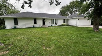 Homes for Sale in Smithville, MO 64089 | 14409  Tillman Road