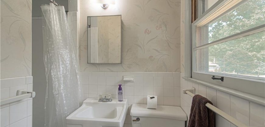 Homes for Sale in Liberty, MO 64068 | 1476  Hemlock Drive