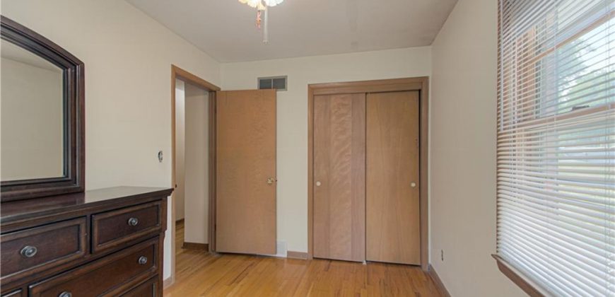 Homes for Sale in Liberty, MO 64068 | 1476  Hemlock Drive