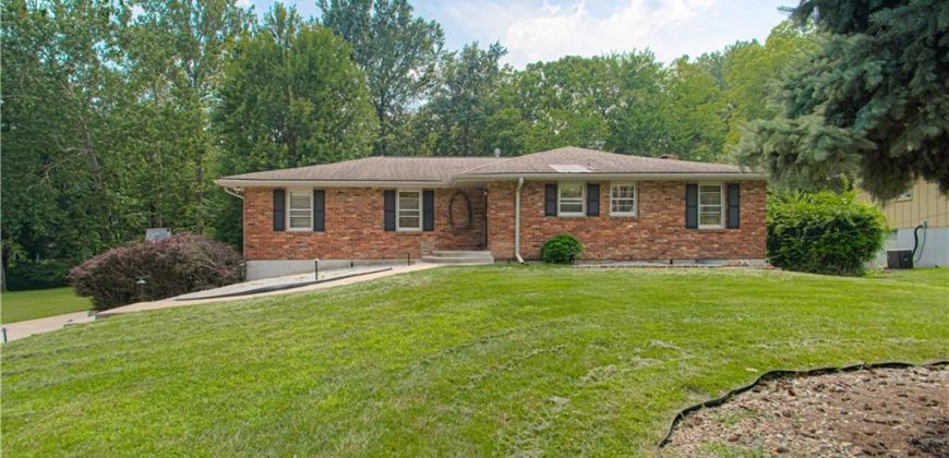 Homes for Sale in Liberty, MO 64068 | 1476  Hemlock Drive