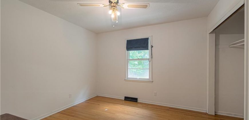 Homes for Sale in Liberty, MO 64068 | 1476  Hemlock Drive