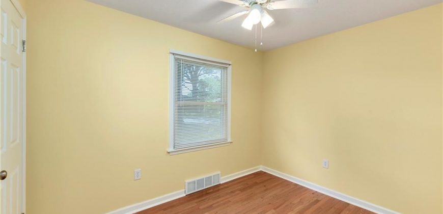 Homes for Sale in Gladstone, MO 64118 | 208 NW 73rd Street