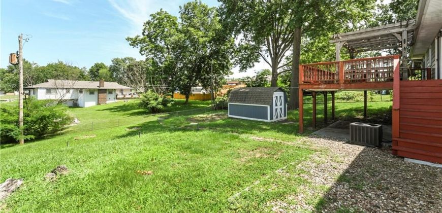 Homes for Sale in Gladstone, MO 64118 | 208 NW 73rd Street