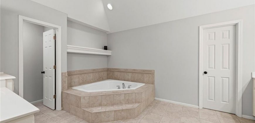 Homes for Sale in Kansas City, MO 64157 | 8628 N Eastern Avenue