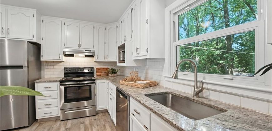 Homes for Sale in Gladstone, MO 64118 | 6513 N HARRISON Street