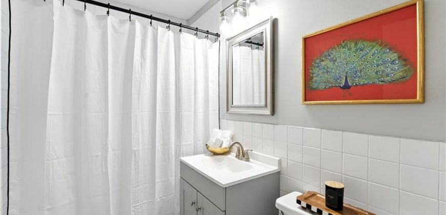 Homes for Sale in Gladstone, MO 64118 | 6513 N HARRISON Street