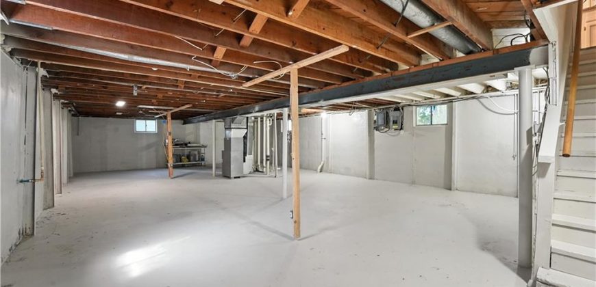 Homes for Sale in Gladstone, MO 64118 | 6513 N HARRISON Street