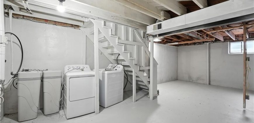 Homes for Sale in Gladstone, MO 64118 | 6513 N HARRISON Street