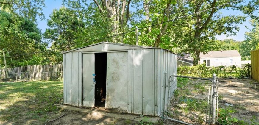 Homes for Sale in Gladstone, MO 64118 | 6513 N HARRISON Street