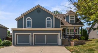 Homes for Sale in Kansas City, MO 64157 | 11004 N Laurel Avenue