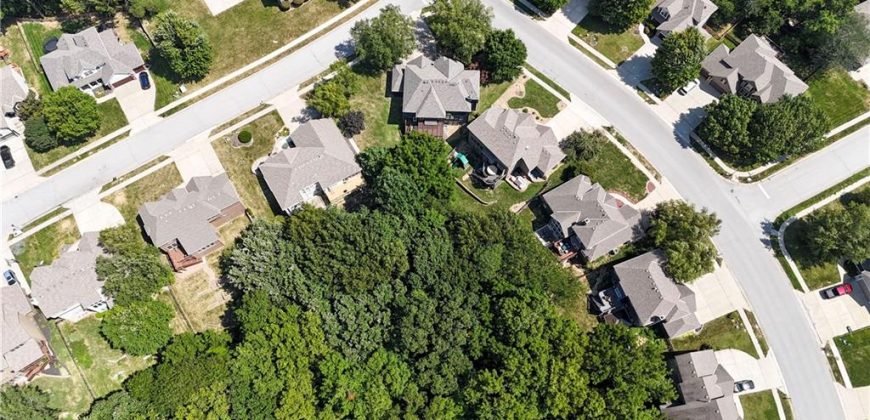 Homes for Sale in Parkville, MO 64152 | 6330 N Nevada Avenue