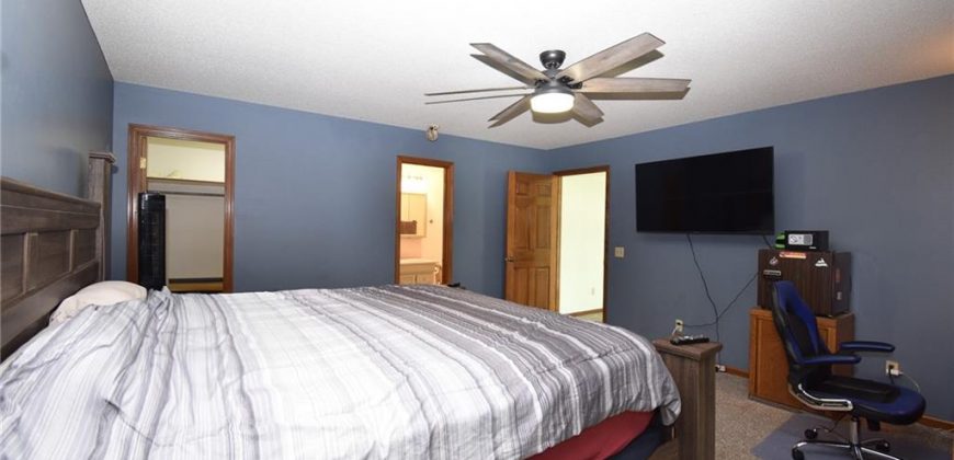 Homes for Sale in Excelsior Springs, MO 64024 | 211  Southside Court