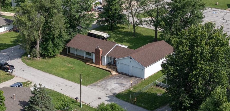 Homes for Sale in Excelsior Springs, MO 64024 | 211  Southside Court