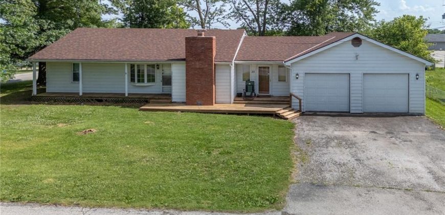 Homes for Sale in Excelsior Springs, MO 64024 | 211  Southside Court