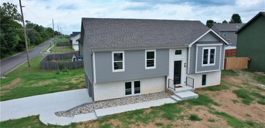 Homes for Sale in Excelsior Springs, MO 64024 | 2228  Corbin Court