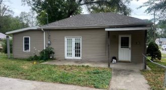Homes for Sale in St Joseph, MO 64504 | 214 E Valley Street