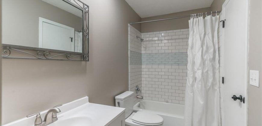 Homes for Sale in Kansas City, MO 64154 | 5401 NW 84th Court