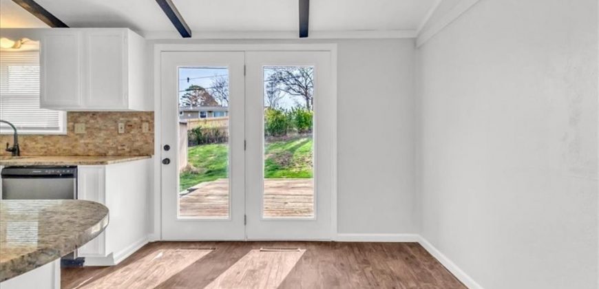 Homes for Sale in Kansas City, MO 64118 | 5713 N Woodland Avenue