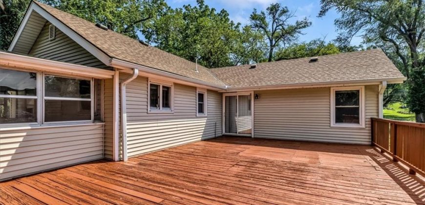 Homes for Sale in Kansas City, MO 64151 | 5330 NW Waukomis Drive