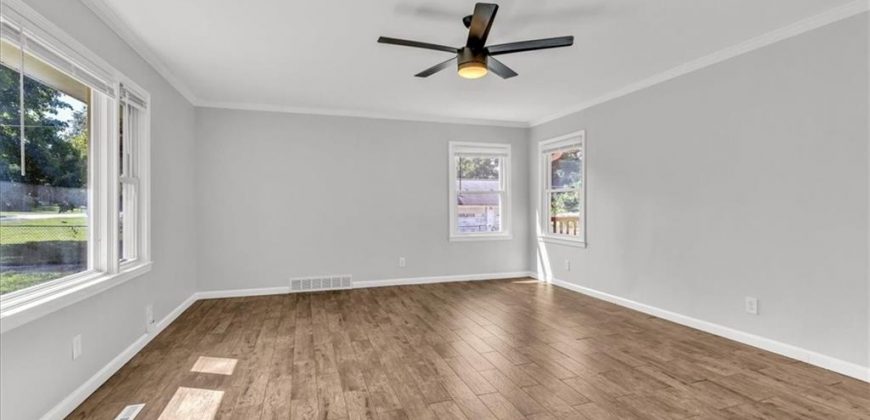 Homes for Sale in Kansas City, MO 64151 | 5330 NW Waukomis Drive