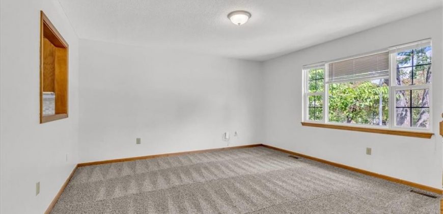 Homes for Sale in Kansas City, MO 64119 | 5800 N Hardesty Avenue