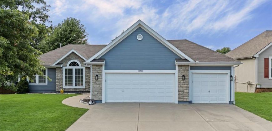 Homes for Sale in Platte City, MO 64079 | 13720  Station Drive