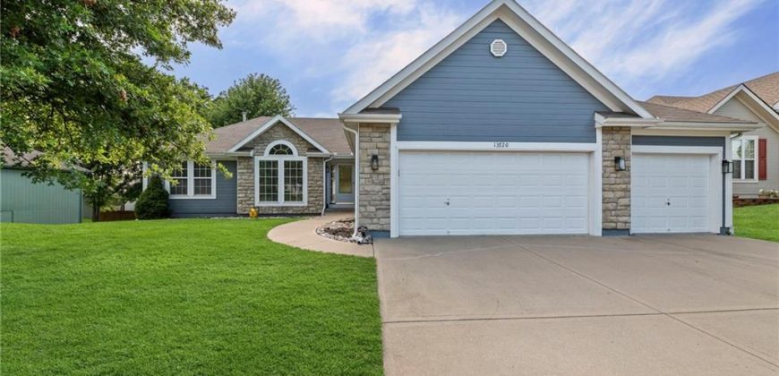 Homes for Sale in Platte City, MO 64079 | 13720  Station Drive