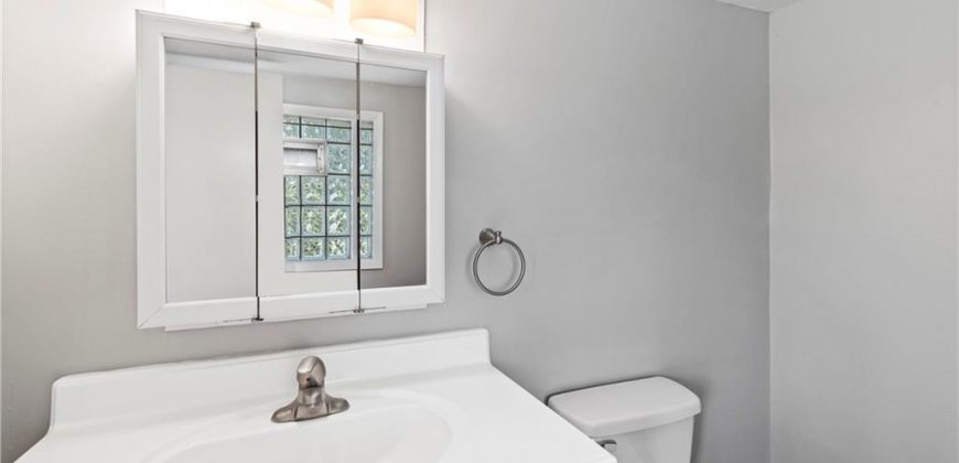 Homes for Sale in Kansas City, MO 64152 | 6511  Valley View Drive