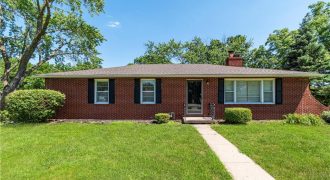 Homes for Sale in Kansas City, MO 64152 | 6511  Valley View Drive