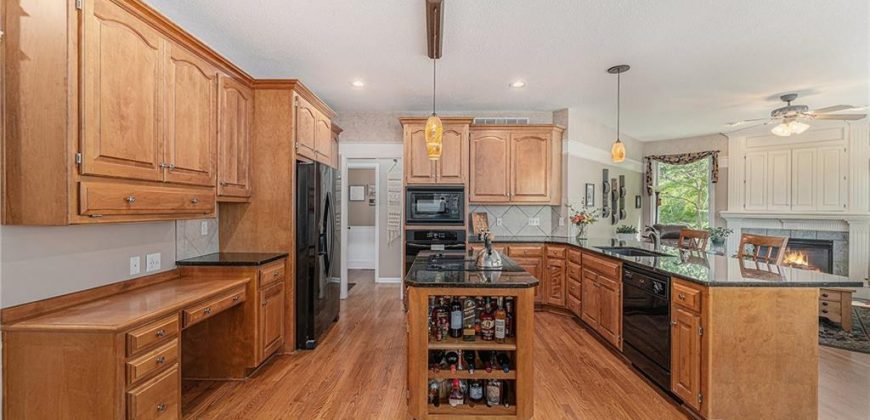 Homes for Sale in Parkville, MO 64152 | 10119  River Hills Drive