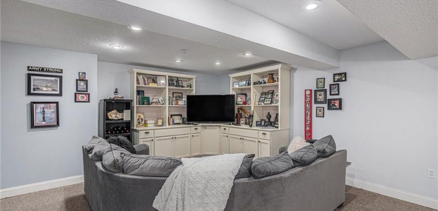 Homes for Sale in Parkville, MO 64152 | 10119  River Hills Drive