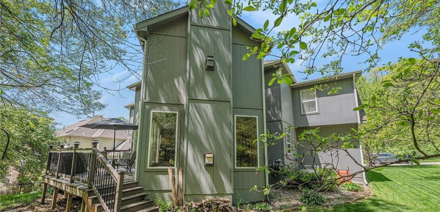 Homes for Sale in Parkville, MO 64152 | 10119  River Hills Drive