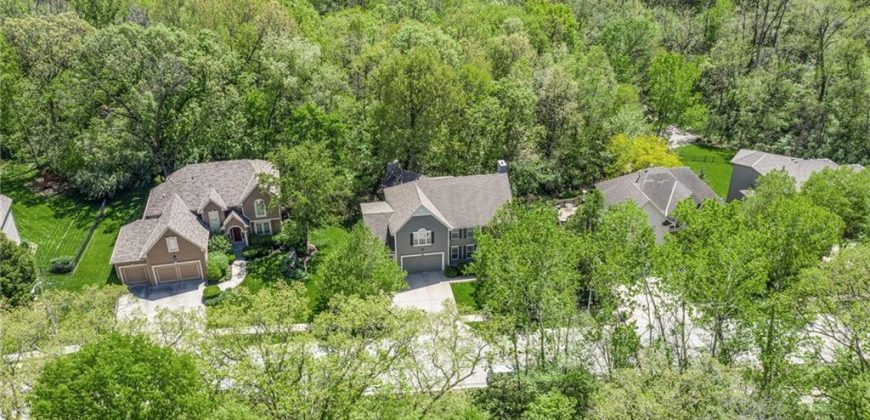 Homes for Sale in Parkville, MO 64152 | 10119  River Hills Drive