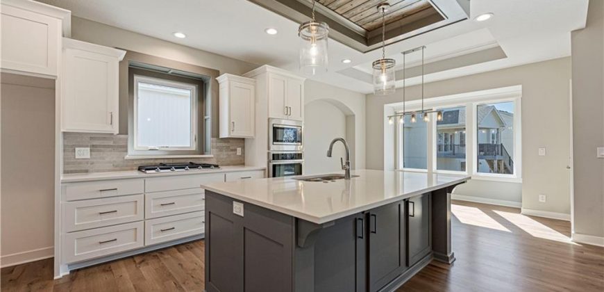 Homes for Sale in Kansas City, MO 64155 | 1305 NW 106th Terrace