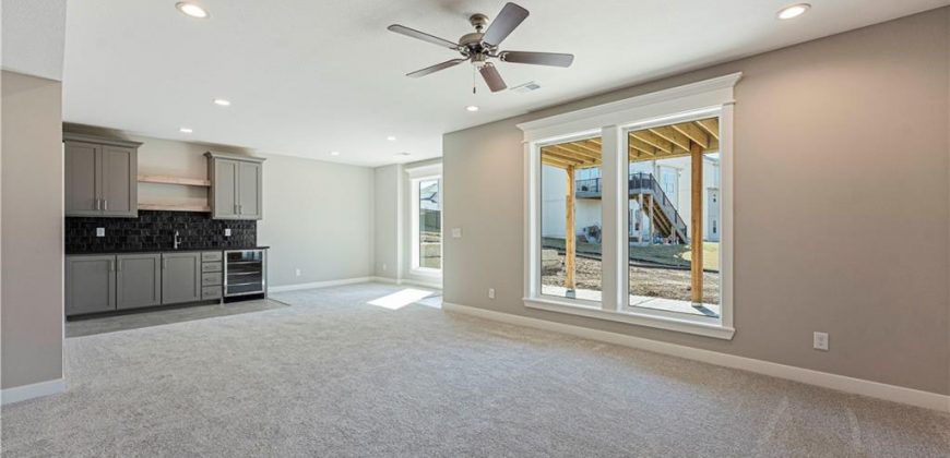 Homes for Sale in Kansas City, MO 64155 | 1305 NW 106th Terrace