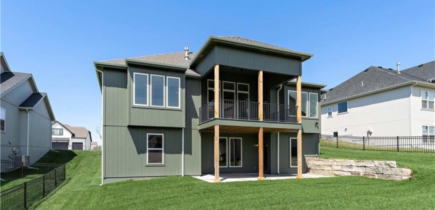 Homes for Sale in Kansas City, MO 64155 | 1305 NW 106th Terrace