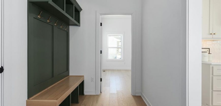 Homes for Sale in Parkville, MO 64152 | 13644  Prairie Creek Place