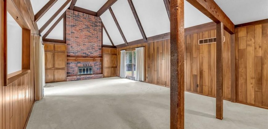 Homes for Sale in Liberty, MO 64068 | 907 N Forest Lane