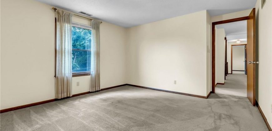 Homes for Sale in Liberty, MO 64068 | 907 N Forest Lane