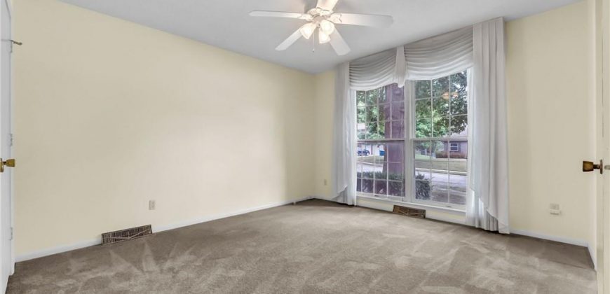 Homes for Sale in Liberty, MO 64068 | 907 N Forest Lane