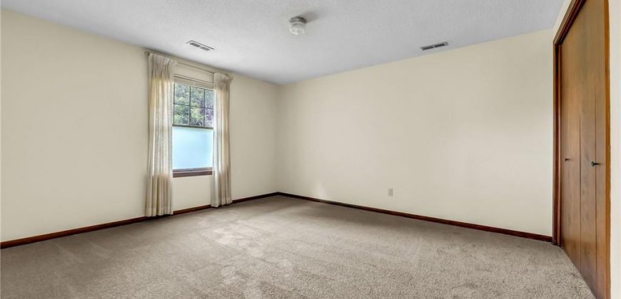 Homes for Sale in Liberty, MO 64068 | 907 N Forest Lane