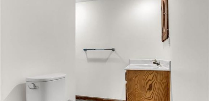 Homes for Sale in Liberty, MO 64068 | 907 N Forest Lane