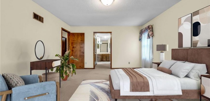 Homes for Sale in Liberty, MO 64068 | 907 N Forest Lane