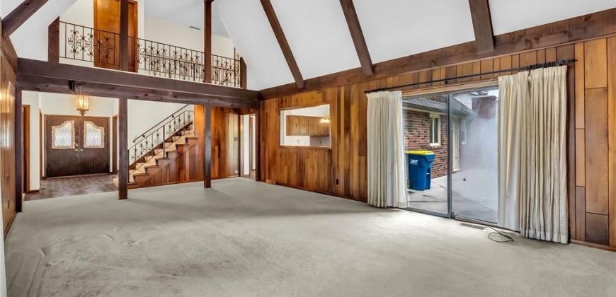 Homes for Sale in Liberty, MO 64068 | 907 N Forest Lane